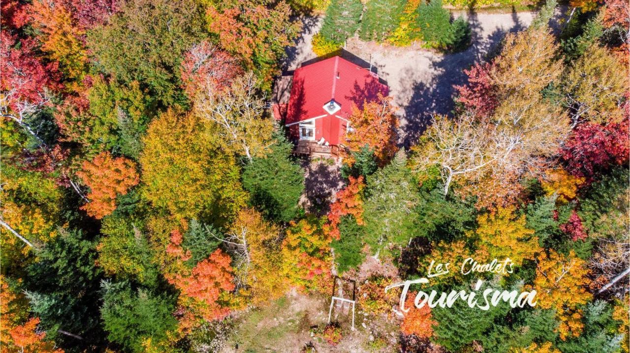 Les Chalets Tourisma - Chalet Dans Les Bois Avec Lac Prive - Le Colibri Saint-Raymond Zewnętrze zdjęcie